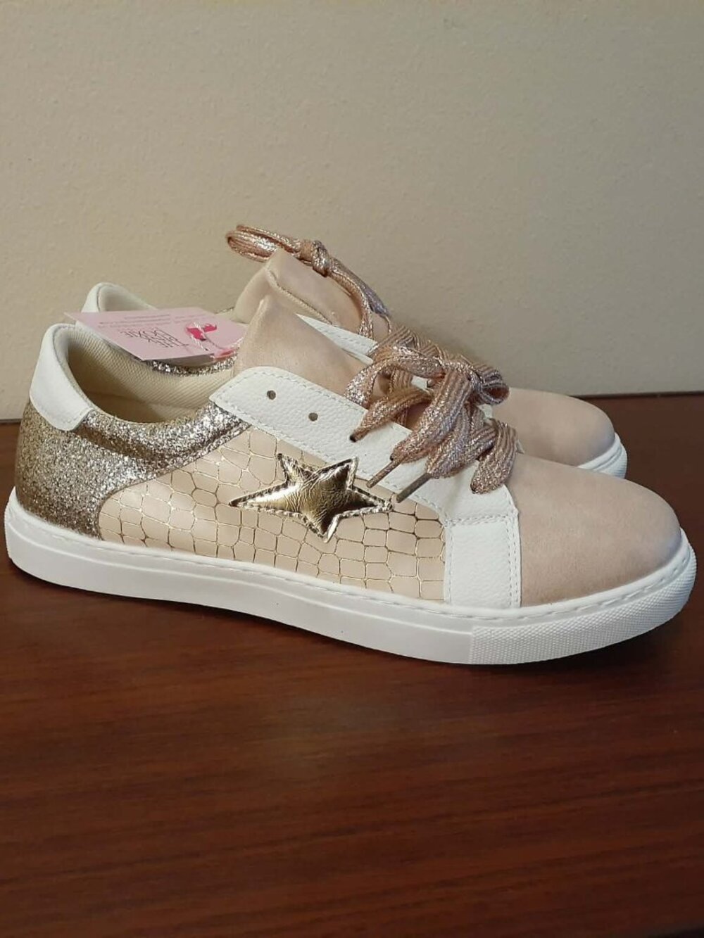 Gold Glitter Star Patchwork Leather Lace-Up Sneakers - Picture 14 of 16